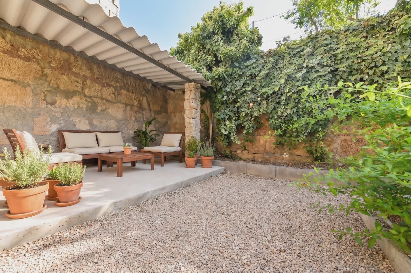 4 bedroom Townhouse for sale in Sineu - € 490,000 (Ref: 9938486)