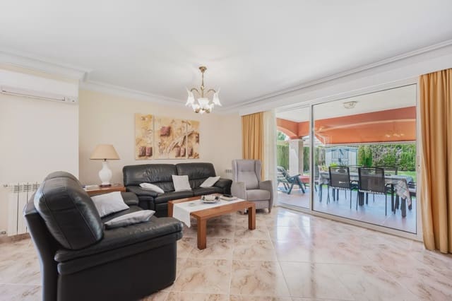 4 soveværelse Byhus til salg i Sa Coma, Sant Llorenç des Cardassar med garage - € 1.260.000 (Ref: 9987316)