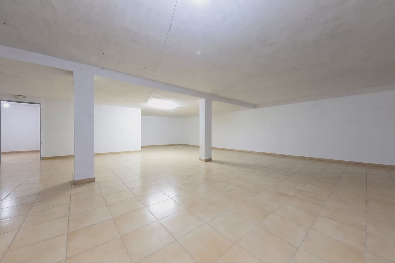 Erhverv til salg i Cala d'Or - € 370.000 (Ref: 9990013)