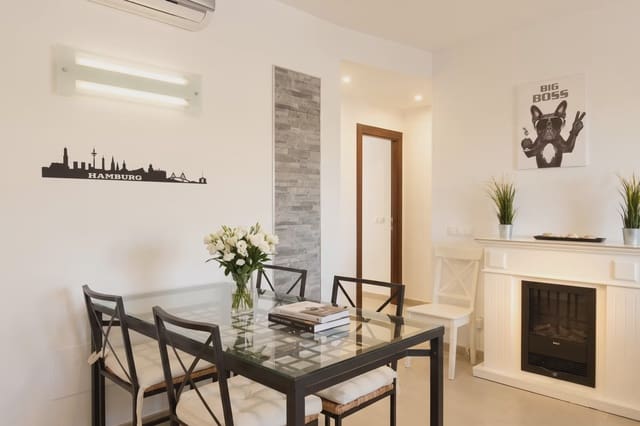 3 soveværelse Lejlighed til salg i Cala Ratjada, Capdepera med garage - € 350.000 (Ref: 9991815)