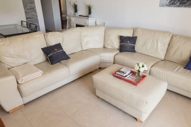 3 soveværelse Lejlighed til salg i Cala Ratjada, Capdepera med garage - € 350.000 (Ref: 9991815)