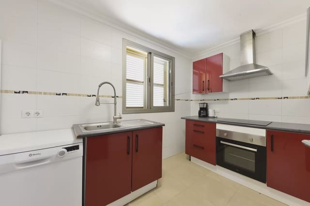 3 chambre Appartement à vendre à Cala Ratjada, Capdepera avec garage - 350 000 € (Ref: 9991815)