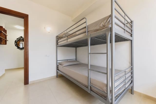 3 chambre Appartement à vendre à Cala Ratjada, Capdepera avec garage - 350 000 € (Ref: 9991815)