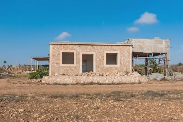 2 soverom Finca/Herregård til salgs i Vilafranca de Bonany - € 220 000 (Ref: 9999022)