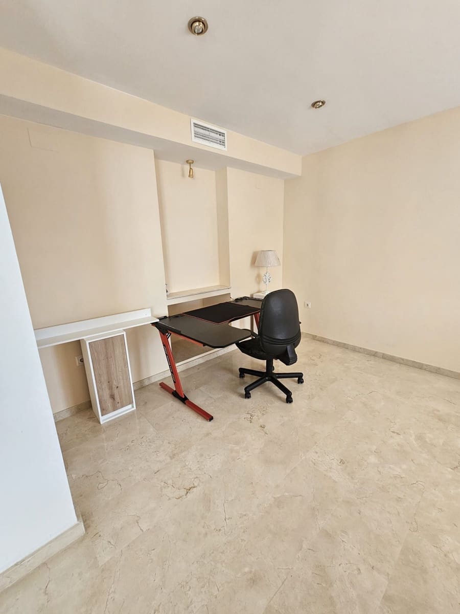 6 camera da letto Villa da affittare in La Nucia con piscina garage - 3.500 € (Rif: 10012824)