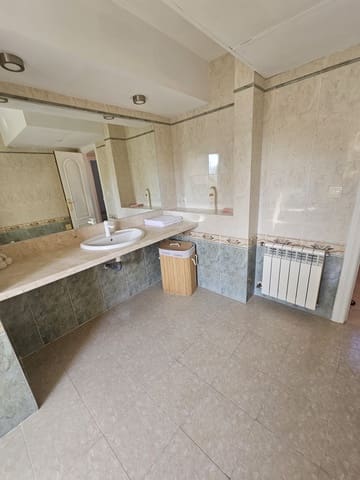 6 sypialnia Willa do wynajęcia w La Nucia z basenem garażem - 3 500 € (Ref: 10012824)