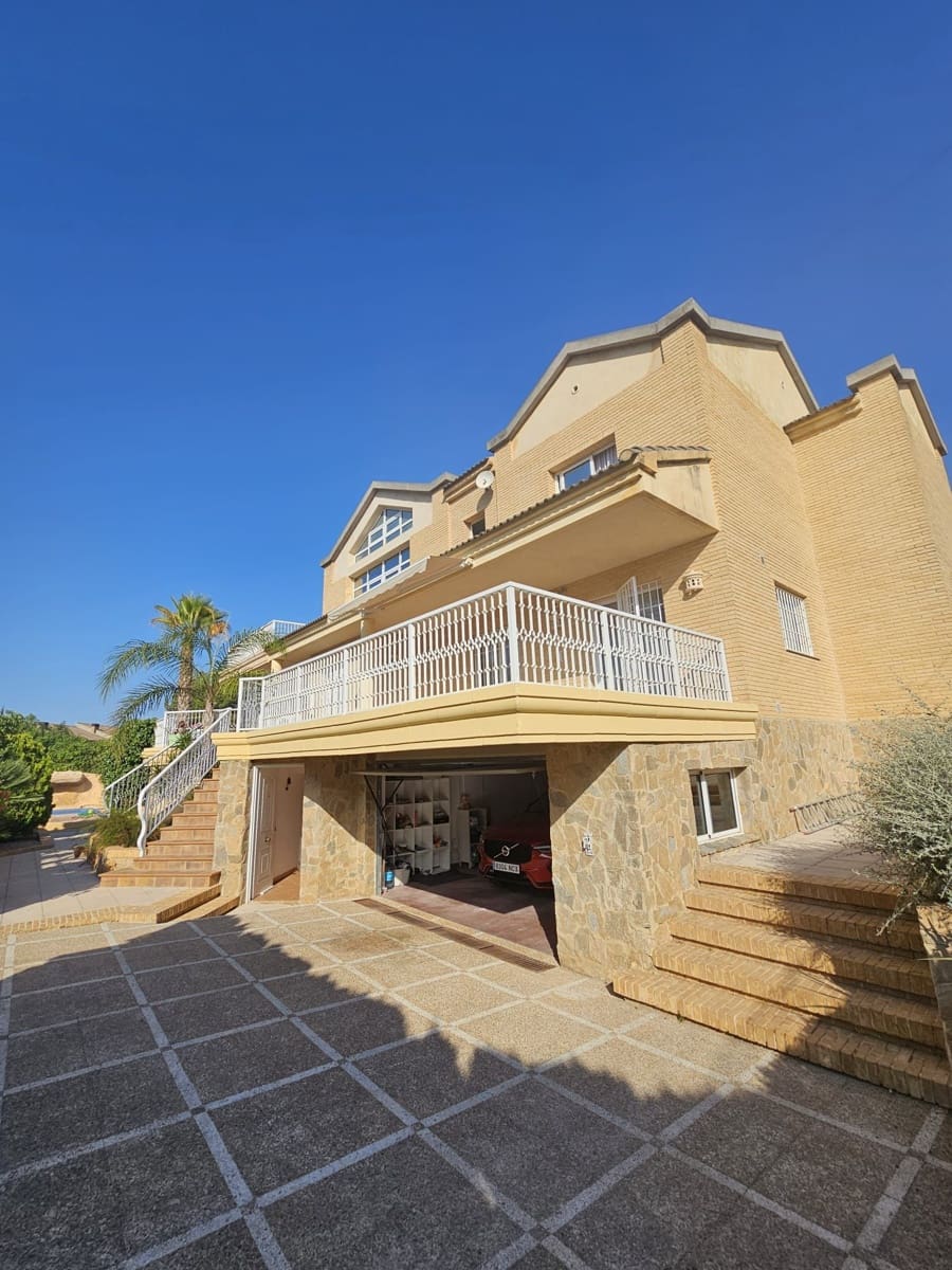 6 camera da letto Villa da affittare in La Nucia con piscina garage - 3.500 € (Rif: 10012824)