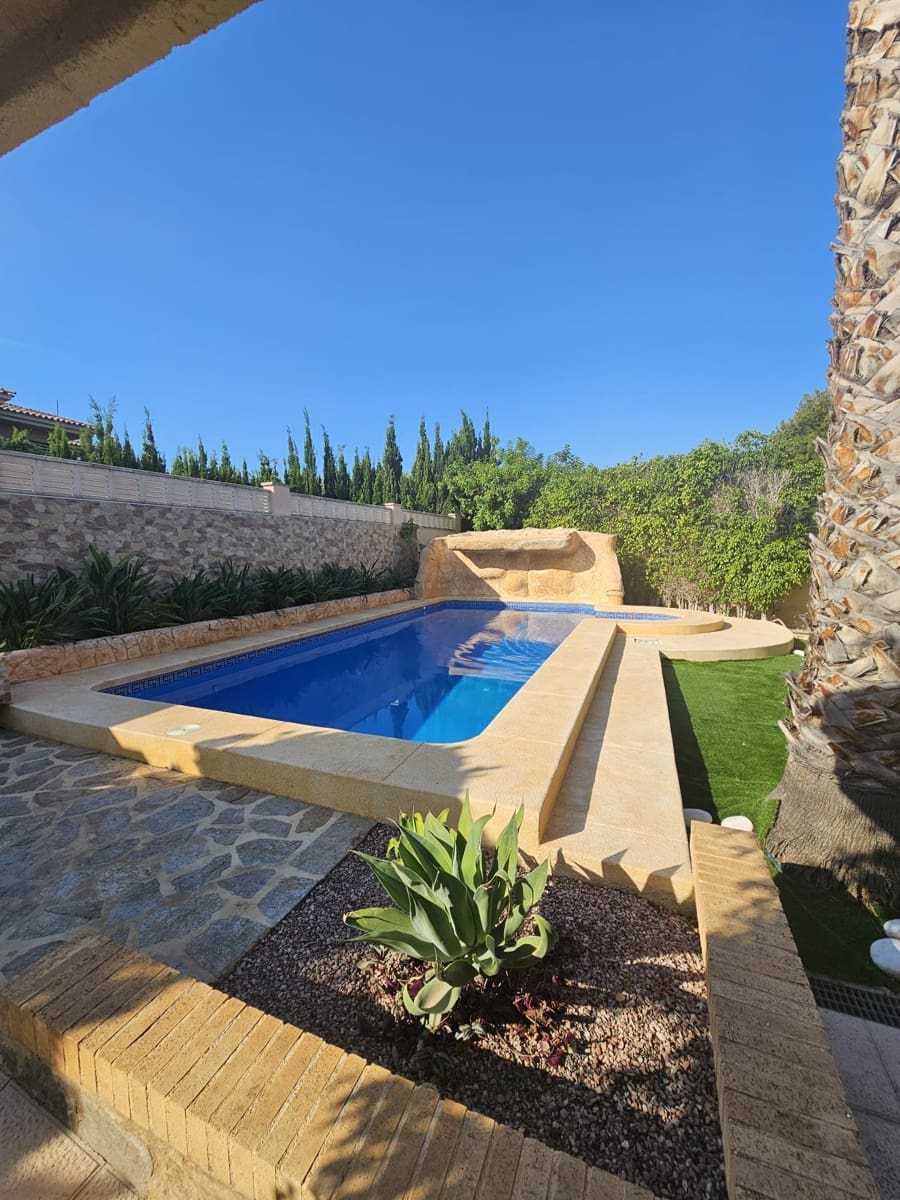 6 camera da letto Villa da affittare in La Nucia con piscina garage - 3.500 € (Rif: 10012824)