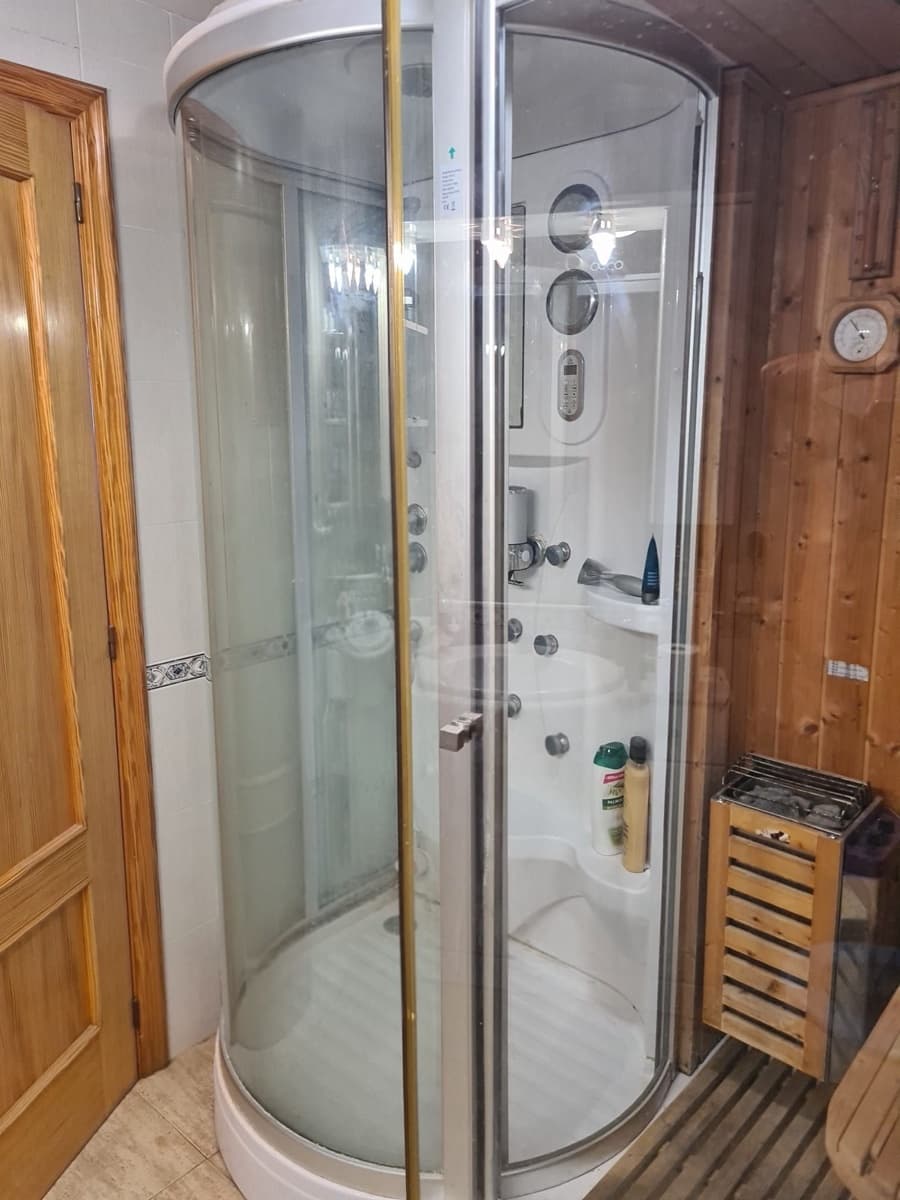 2 bedroom Flat for sale in Benidorm with pool garage - € 720,000 (Ref: 10036355)
