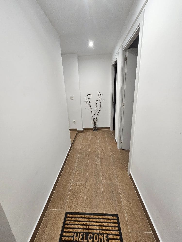 Appartement de 1 chambre à louer à Benidorm - 550 € (Ref: 10042505)