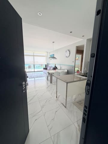 3 soveværelse Lejlighed til salg i Benidorm med swimmingpool garage - € 720.000 (Ref: 10044476)