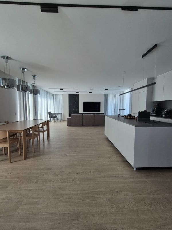 5 bedroom Villa for sale in Albir with pool garage - € 2,150,000 (Ref: 9897931)