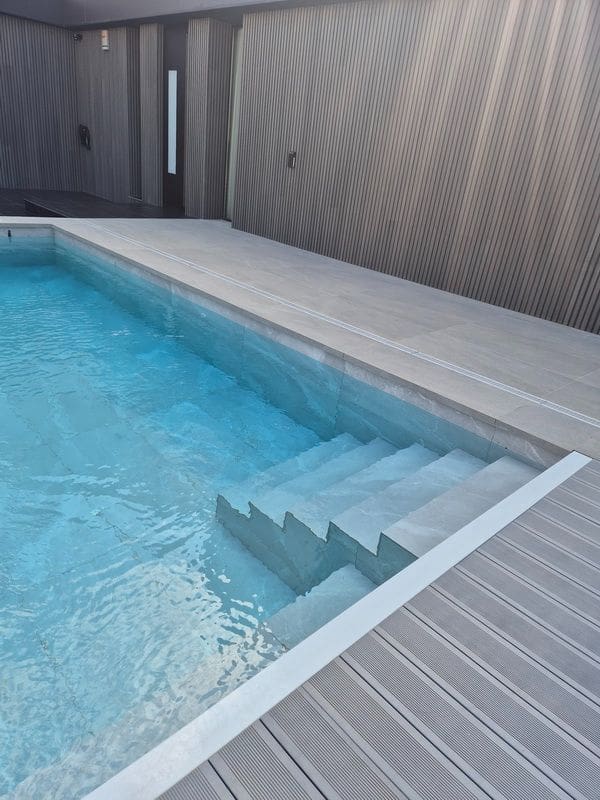5 bedroom Villa for sale in Albir with pool garage - € 2,150,000 (Ref: 9897931)