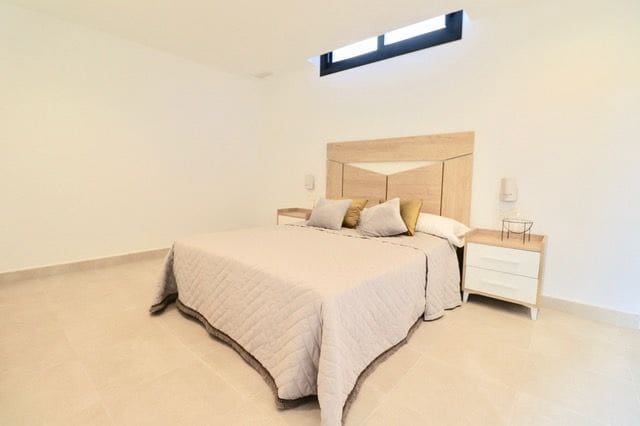 3 quarto Moradia para venda em La Nucia com piscina garagem - 600 000 € (Ref: 9897932)