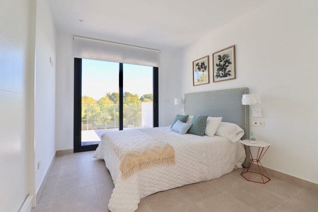 3 quarto Moradia para venda em La Nucia com piscina garagem - 600 000 € (Ref: 9897932)
