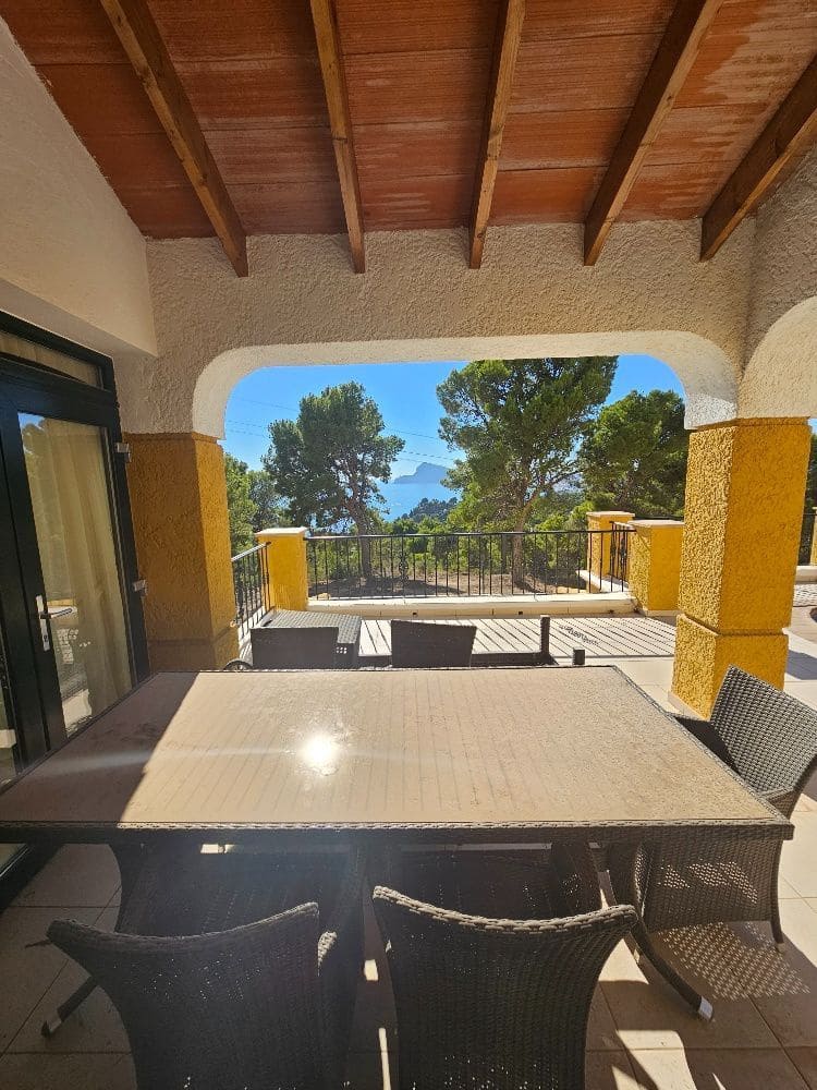 3 quarto Moradia para venda em Altea com piscina garagem - 880 000 € (Ref: 9897934)