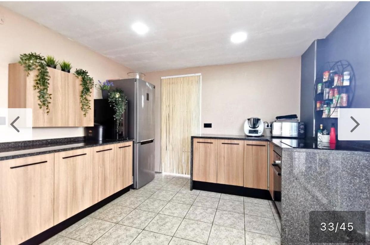 Pareado de 4 habitaciones en Altea en venta con garaje - 600.000 € (Ref: 9897935)