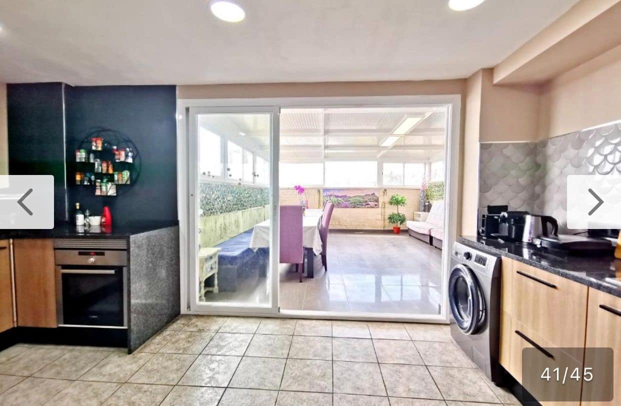 Pareado de 4 habitaciones en Altea en venta con garaje - 600.000 € (Ref: 9897935)