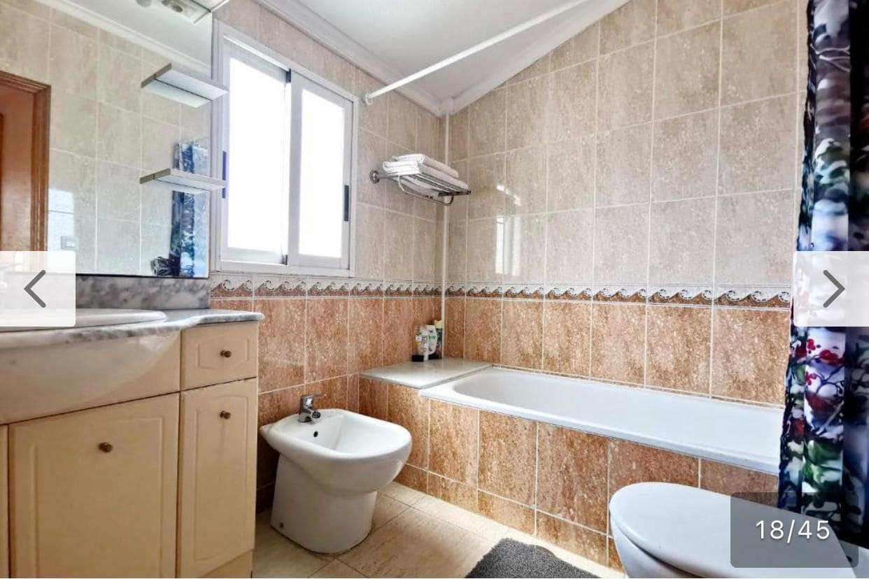 Pareado de 4 habitaciones en Altea en venta con garaje - 600.000 € (Ref: 9897935)
