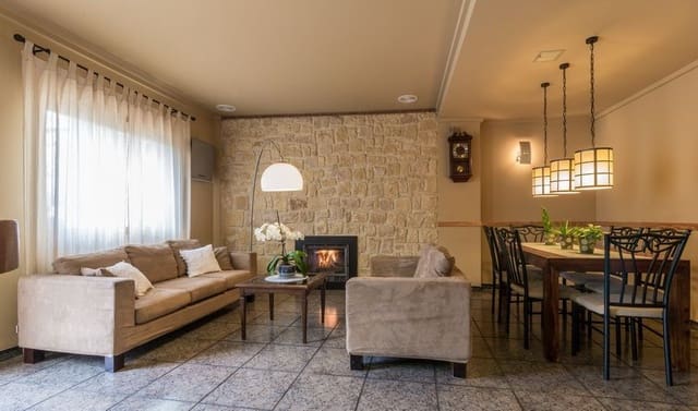 5 bedroom Townhouse for sale in Vall de Laguart - € 522,000 (Ref: 9897937)