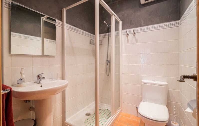 5 bedroom Townhouse for sale in Vall de Laguart with garage - € 522,000 (Ref: 9897937)