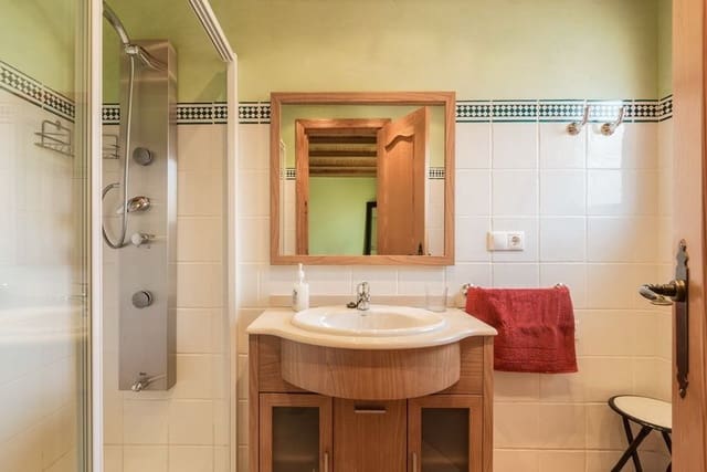 5 bedroom Townhouse for sale in Vall de Laguart - € 522,000 (Ref: 9897937)