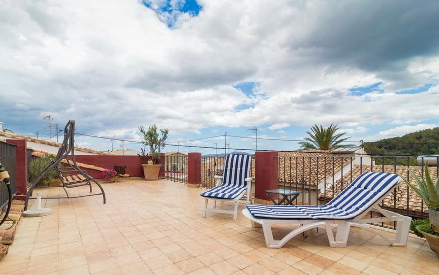 5 bedroom Townhouse for sale in Vall de Laguart with garage - € 522,000 (Ref: 9897937)