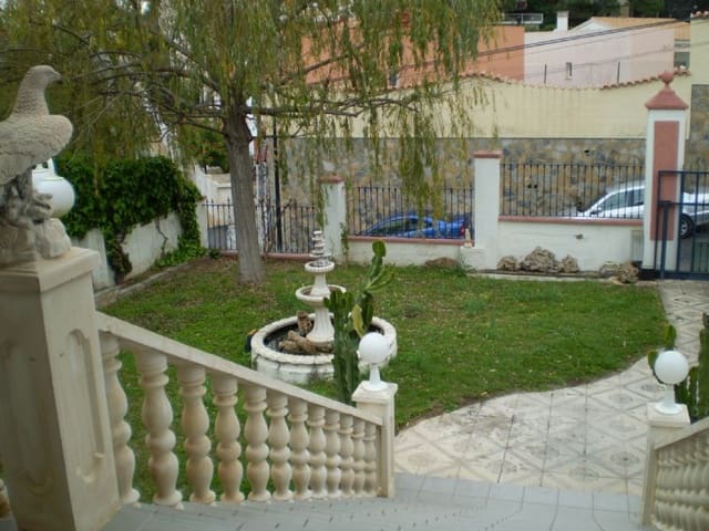 4 quarto Moradia para venda em Alfaz del Pi / L'Alfàs del Pi com piscina garagem - 910 000 € (Ref: 9897938)