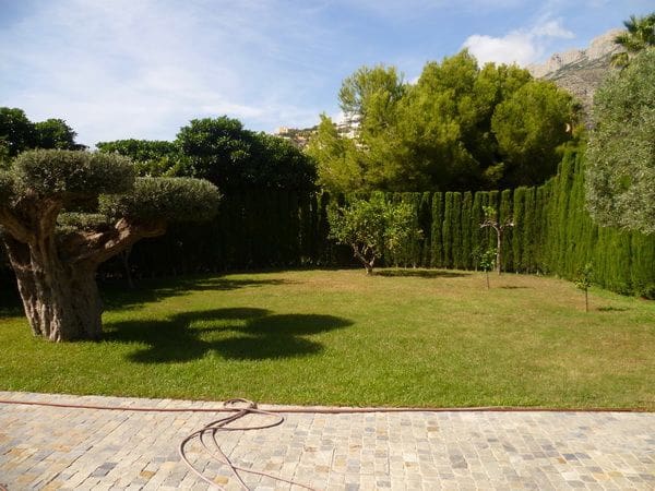 6 slaapkamer Villa te koop in Altea met zwembad garage - € 6.500.000 (Ref: 9897939)
