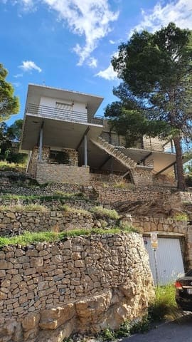 4 sypialnia Willa na sprzedaż w Benidorm z garażem - 495 000 € (Ref: 9897940)