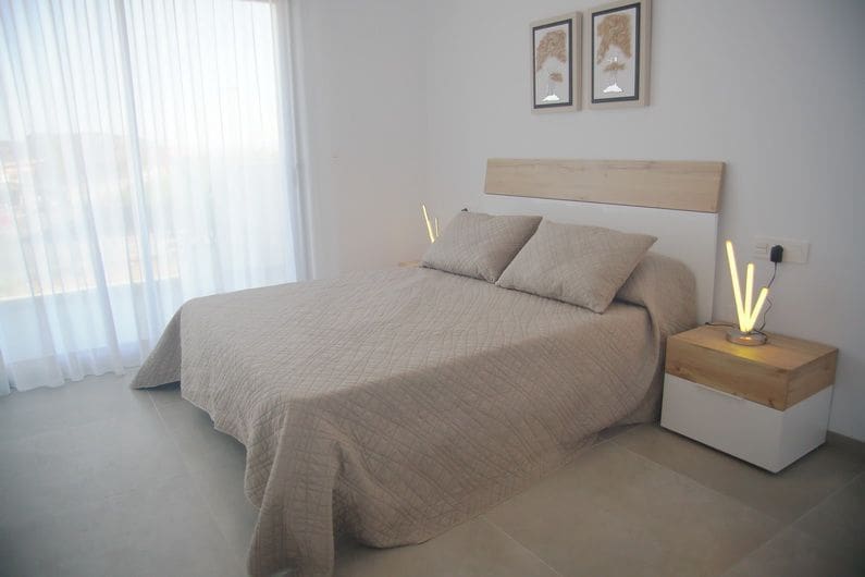 3 makuuhuone Huvila myytävänä paikassa Los Montesinos - 330 000 € (Ref: 9897941)