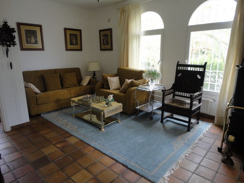 5 sypialnia Willa na sprzedaż w La Nucia z basenem garażem - 2 580 000 € (Ref: 9897945)