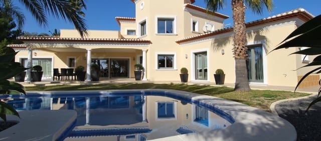 4 sovrum Villa till salu i Benissa med pool garage - 1 350 000 € (Ref: 9897946)