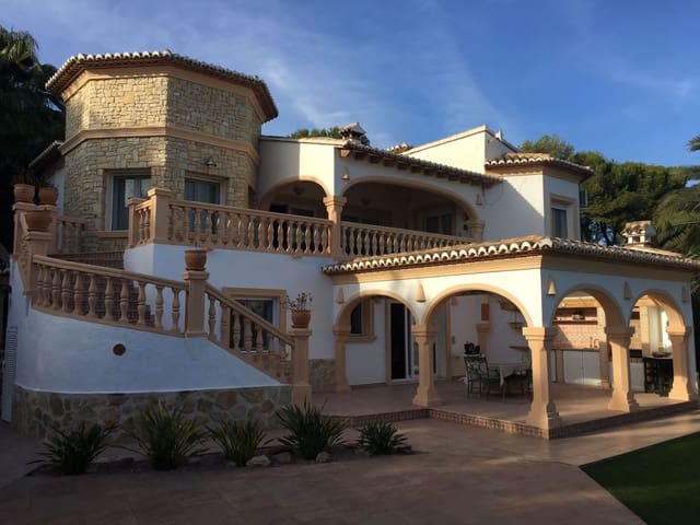5 Zimmer Villa zu verkaufen in Teulada Pueblo, Teulada-Moraira mit Pool Garage - 1.900.000 € (Ref: 9897947)