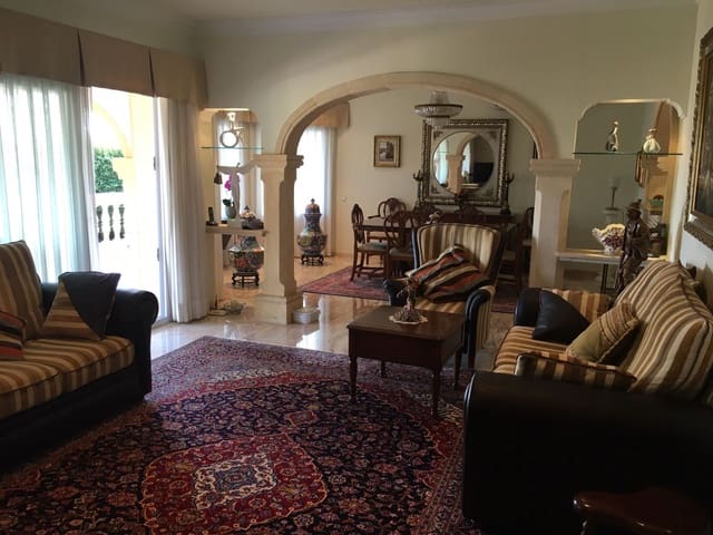 5 Zimmer Villa zu verkaufen in Teulada Pueblo, Teulada-Moraira mit Pool Garage - 1.900.000 € (Ref: 9897947)