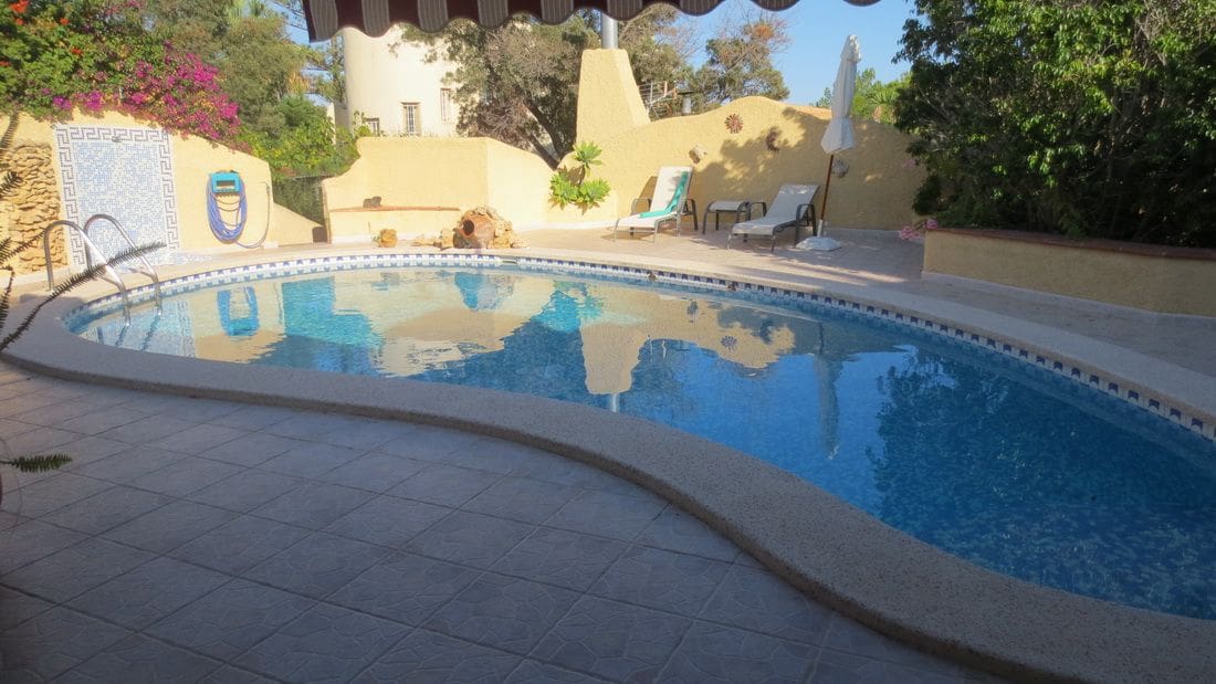 3 chambre Villa/Maison à vendre à La Nucia avec piscine garage - 554 000 € (Ref: 9897949)