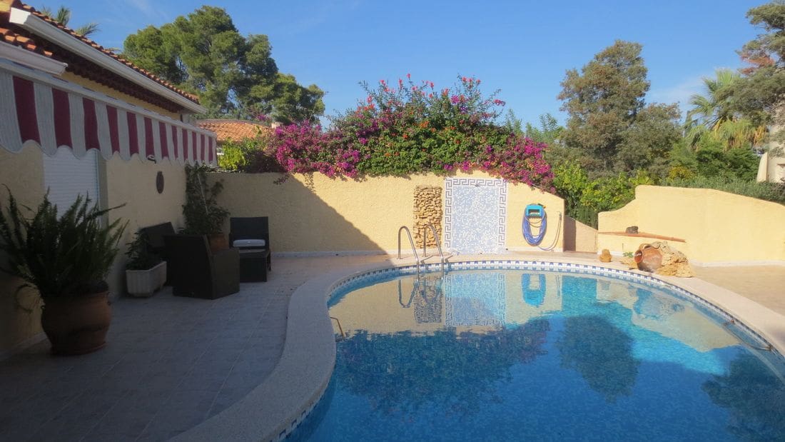 3 chambre Villa/Maison à vendre à La Nucia avec piscine garage - 554 000 € (Ref: 9897949)