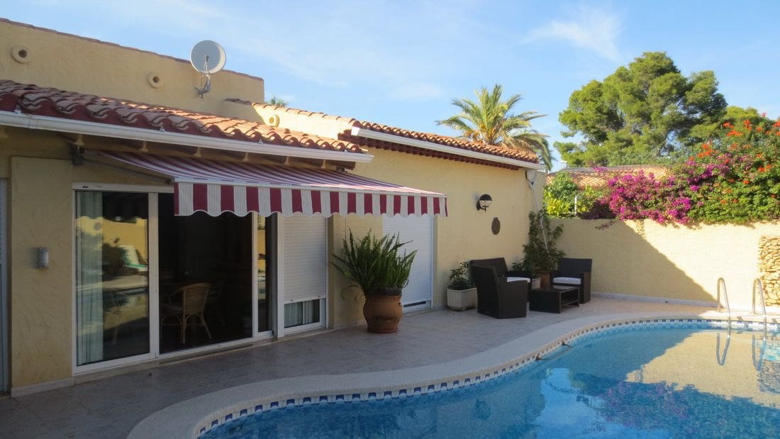 3 chambre Villa/Maison à vendre à La Nucia avec piscine garage - 554 000 € (Ref: 9897949)