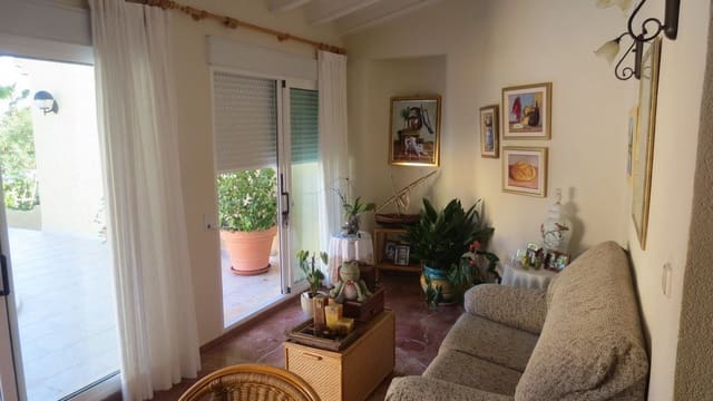 3 chambre Villa/Maison à vendre à La Nucia avec piscine garage - 554 000 € (Ref: 9897949)