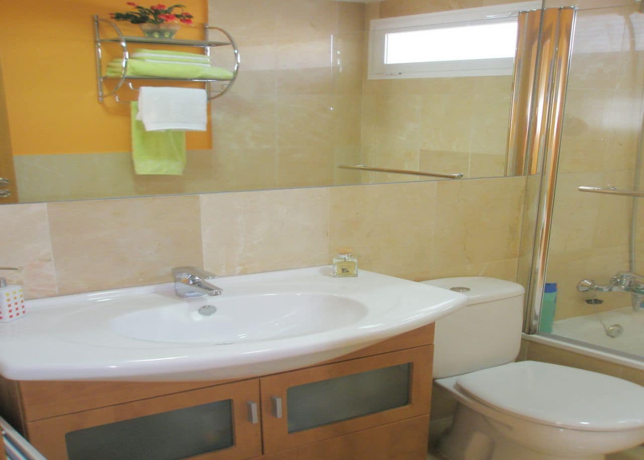 5 slaapkamer Villa te koop in La Nucia - € 330.000 (Ref: 9897954)