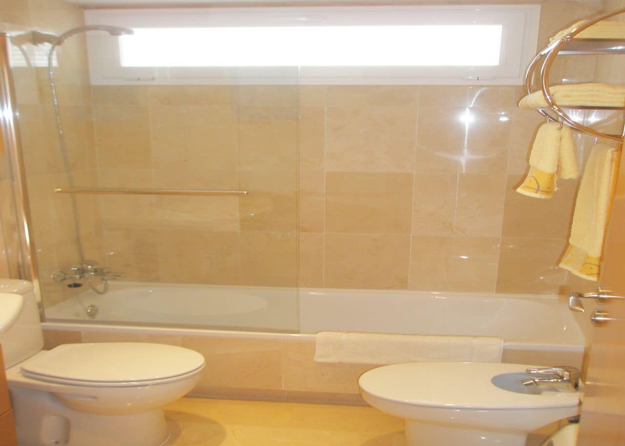 5 slaapkamer Villa te koop in La Nucia - € 330.000 (Ref: 9897954)