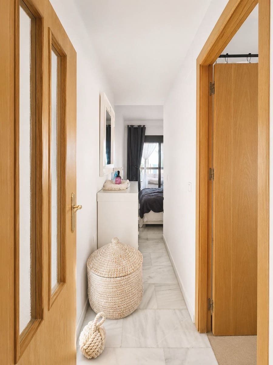 Piso de 2 habitaciones en Benidorm en venta con piscina garaje - 360.000 € (Ref: 9902822)