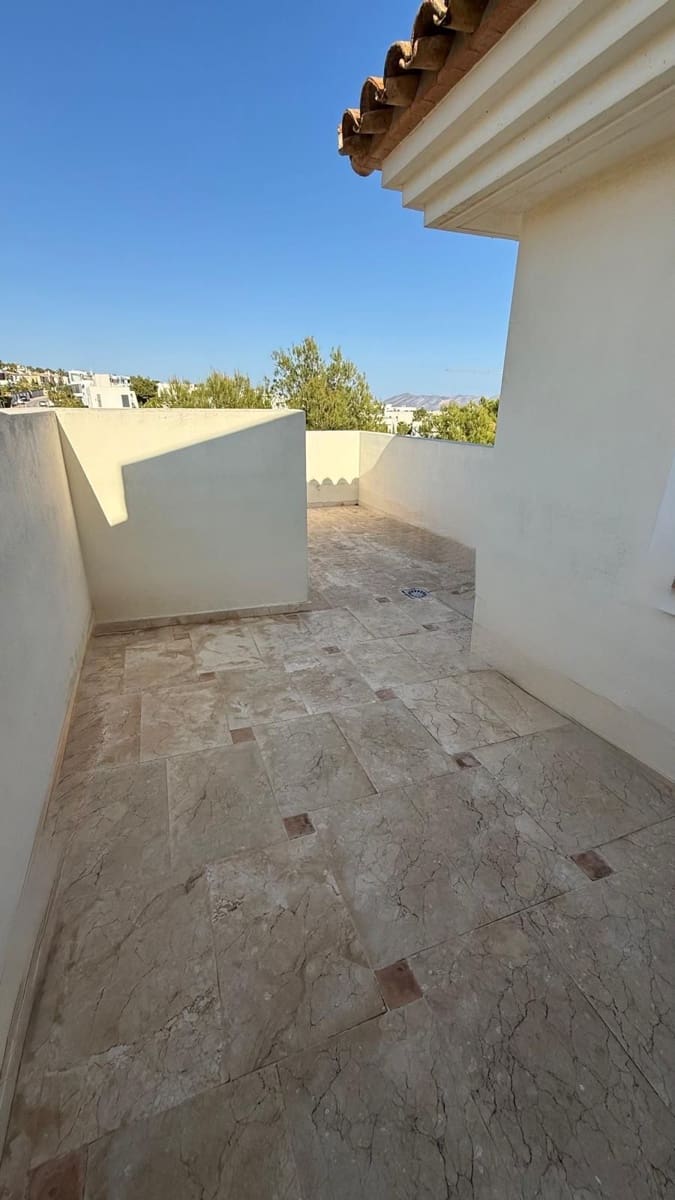 3 soveværelse Byhus til salg i Finestrat - € 450.000 (Ref: 9902823)