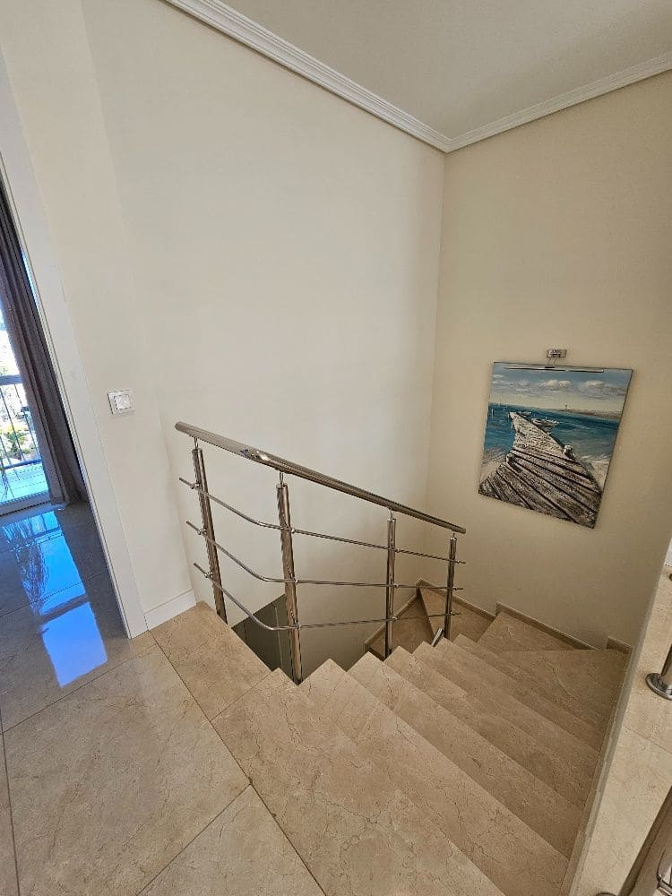 Pareado de 3 habitaciones en Albir en venta con piscina garaje - 670.000 € (Ref: 9902824)