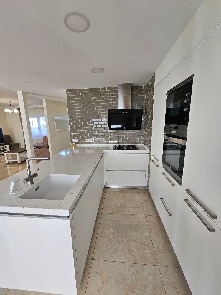 Pareado de 3 habitaciones en Albir en venta con piscina garaje - 670.000 € (Ref: 9902824)