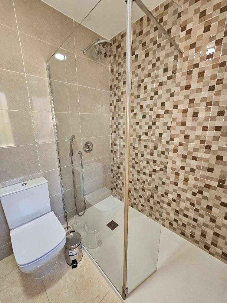 Pareado de 3 habitaciones en Albir en venta con piscina garaje - 670.000 € (Ref: 9902824)