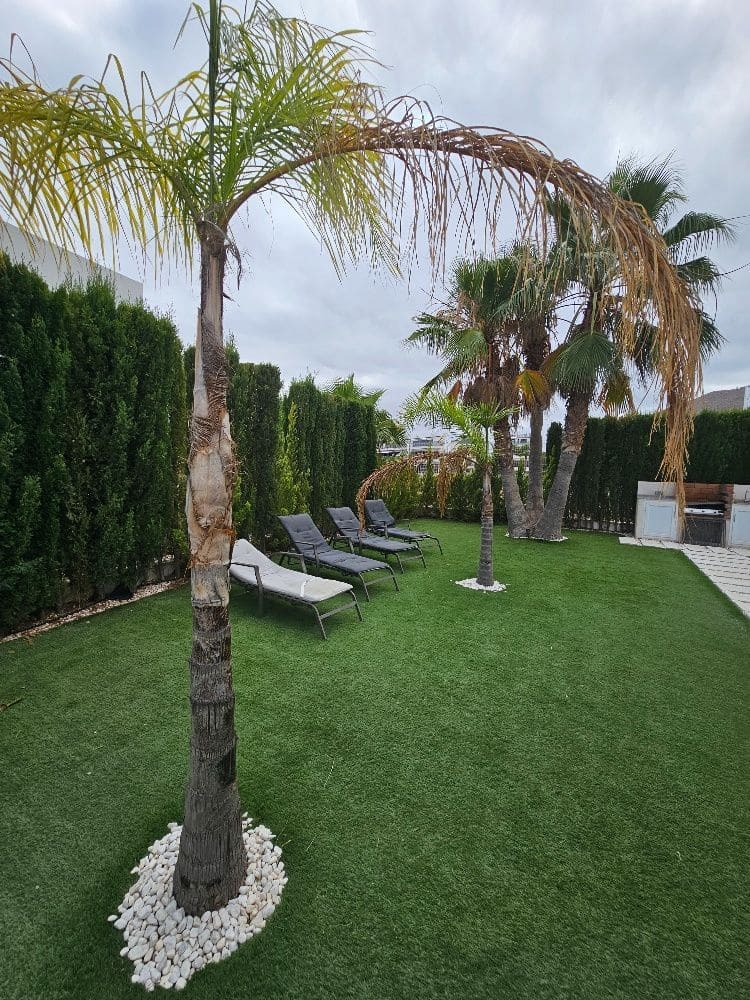 Chalet de 4 habitaciones en Finestrat en venta con garaje - 1.340.000 € (Ref: 9910035)