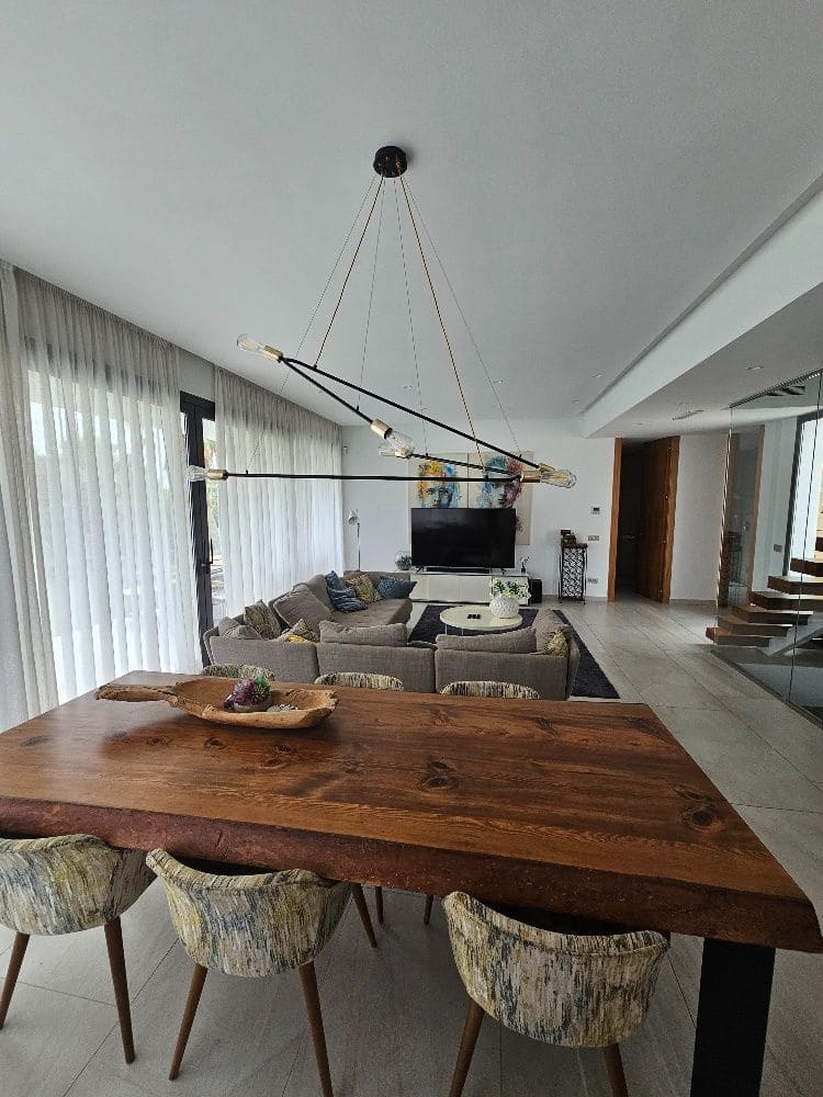Chalet de 4 habitaciones en Finestrat en venta con garaje - 1.340.000 € (Ref: 9910035)