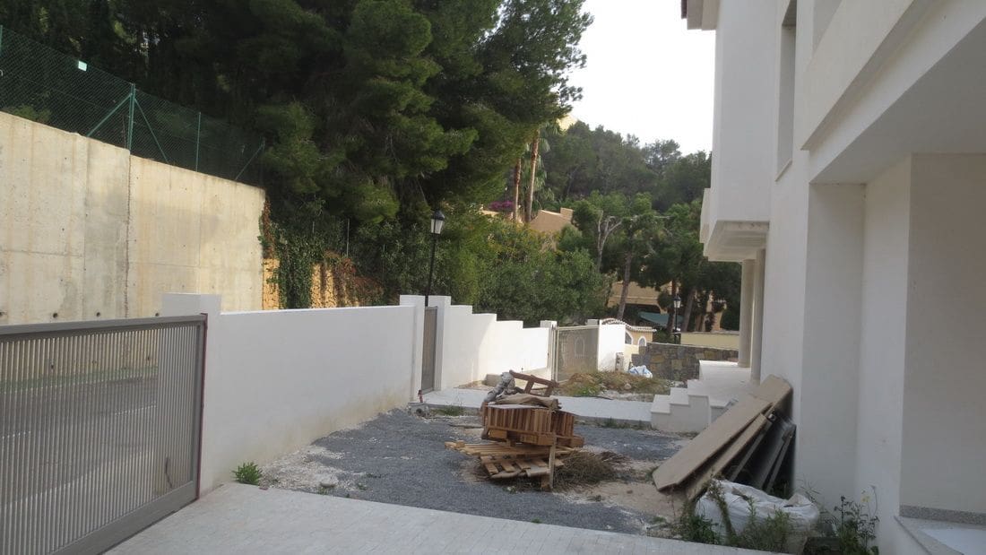 5 soverom Villa til salgs i Altea med svømmebasseng garasje - € 1 400 000 (Ref: 9910037)