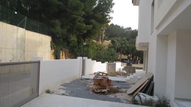5 bedroom Villa for sale in Altea with pool garage - € 1,400,000 (Ref: 9910037)